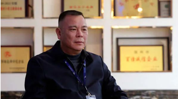 喜迎兩會(huì)·代表風(fēng)采｜劉萬(wàn)斌：關(guān)注實(shí)體經(jīng)濟(jì)發(fā)展，助力打造工業(yè)強(qiáng)市